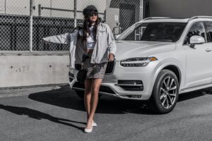 femmeguru luxury car
