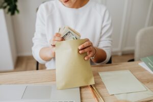 Femmeguru envelope budgeting