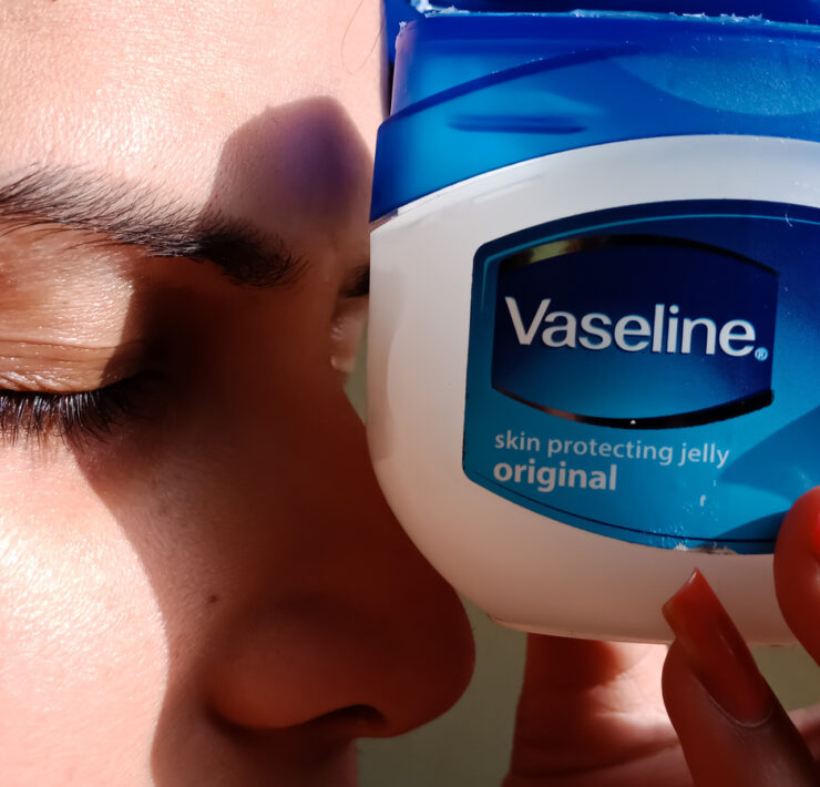 femmeguru vaseline on your face